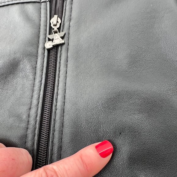 A Collezioni Italian Black Faux Leather Motorcycle Jacket Men’s XL European Chic - Picture 11 of 15